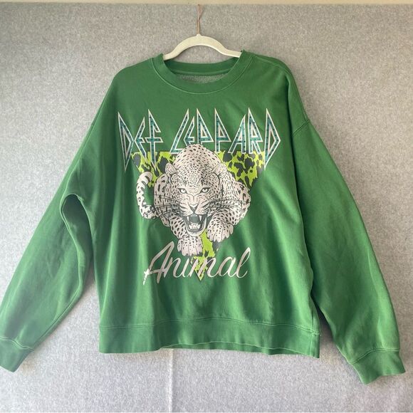Goodie Two Sleeves Def Leppard Oversized Green Crewneck Sweatshirt sz. XL #PP - Picture 1 of 7
